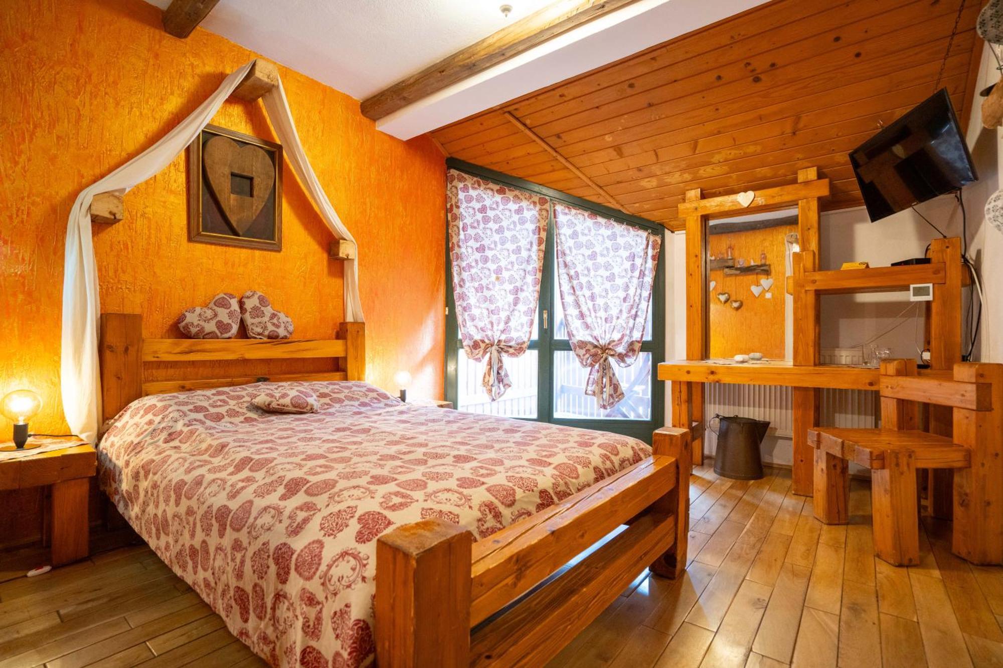 Fortuna Eco - Boutique Hotel BaileTusnad Exterior photo